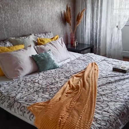 Трехкомнатные Апартаменты В 15 Микрорайоне С Видом На Каспийское Море И Возле Моря Aktau  Eksteriør bilde
